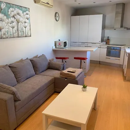 Apartamento Calle Juan Lirola Almería